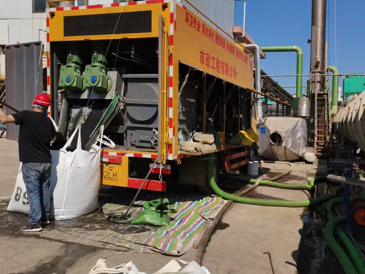 洪江淤泥压干处理